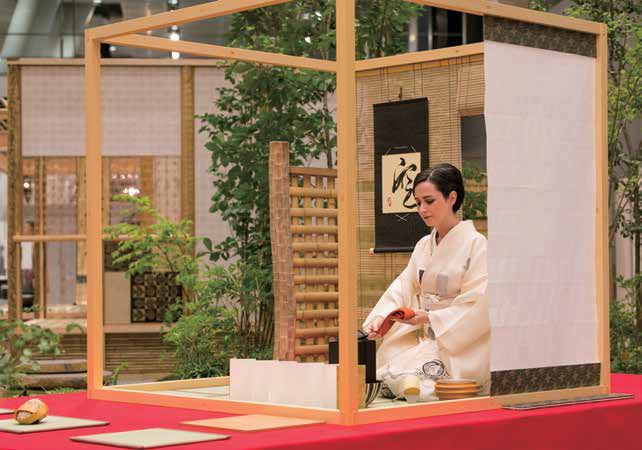 ZEN AN Tearoom in a Suitcase QAZ JAPAN